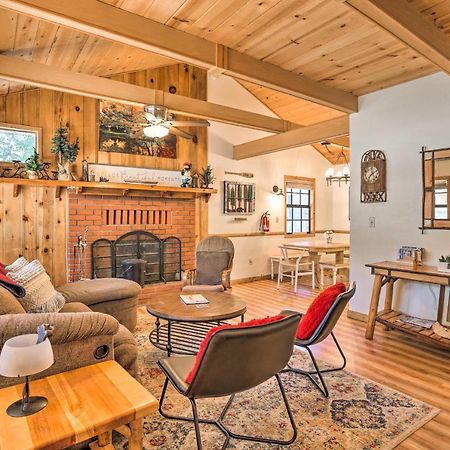 Big Bear Cabin With Deck And Hot Tub, Near Resorts! ビッグ・ベアー・レイク エクステリア 写真