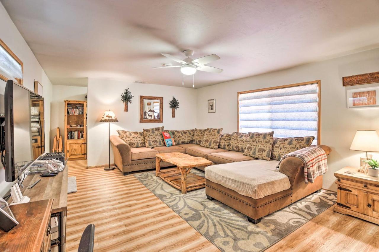 Big Bear Cabin With Deck And Hot Tub, Near Resorts! ビッグ・ベアー・レイク エクステリア 写真
